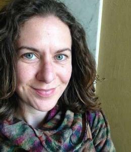 Dr Anna Girling