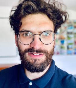 Dr Luca Zenobi Dr Luca Zenobi