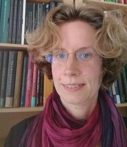 Dr Ruth Boeker